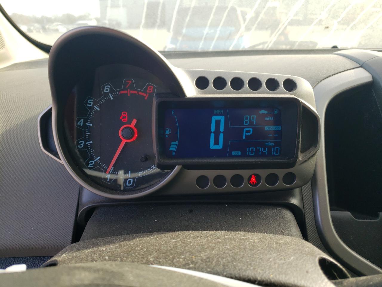 2016 Chevrolet Sonic - Image 9