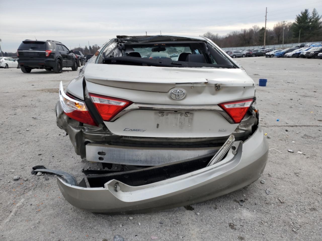 4T1BF1FK1GU157864 TOYOTA CAMRY 2016