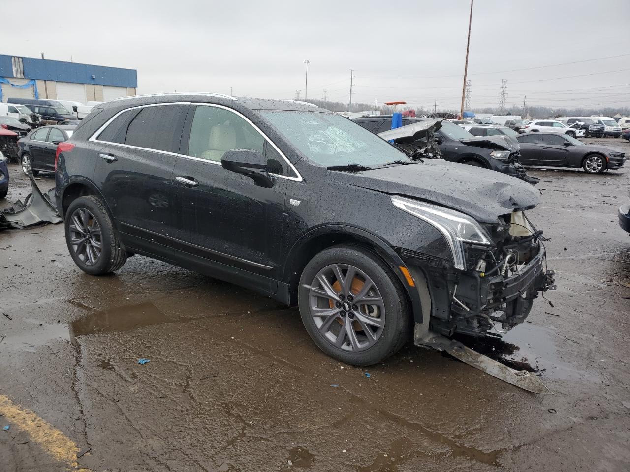 VIN 1GYKNBRS4KZ119155 2019 CADILLAC XT5 no.4