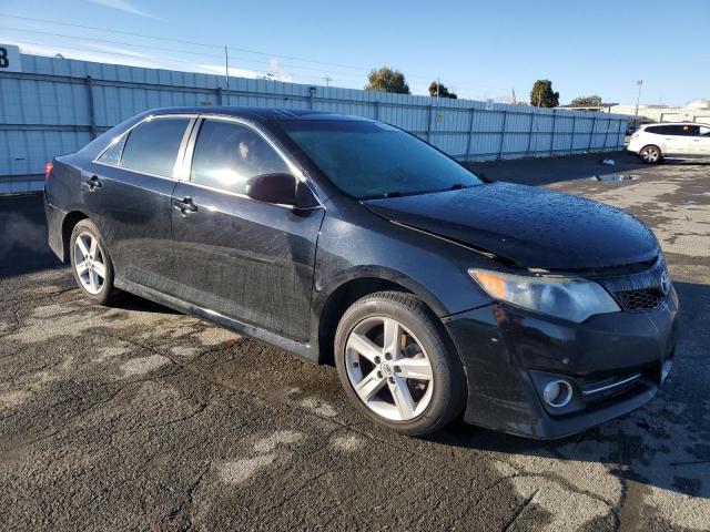  TOYOTA CAMRY 2014 Czarny