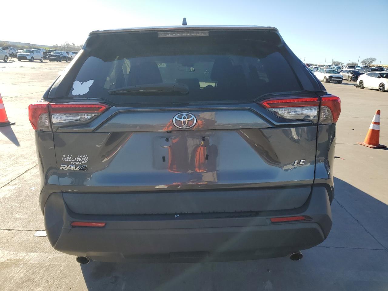 2020 Toyota RAV 4 - Image 6