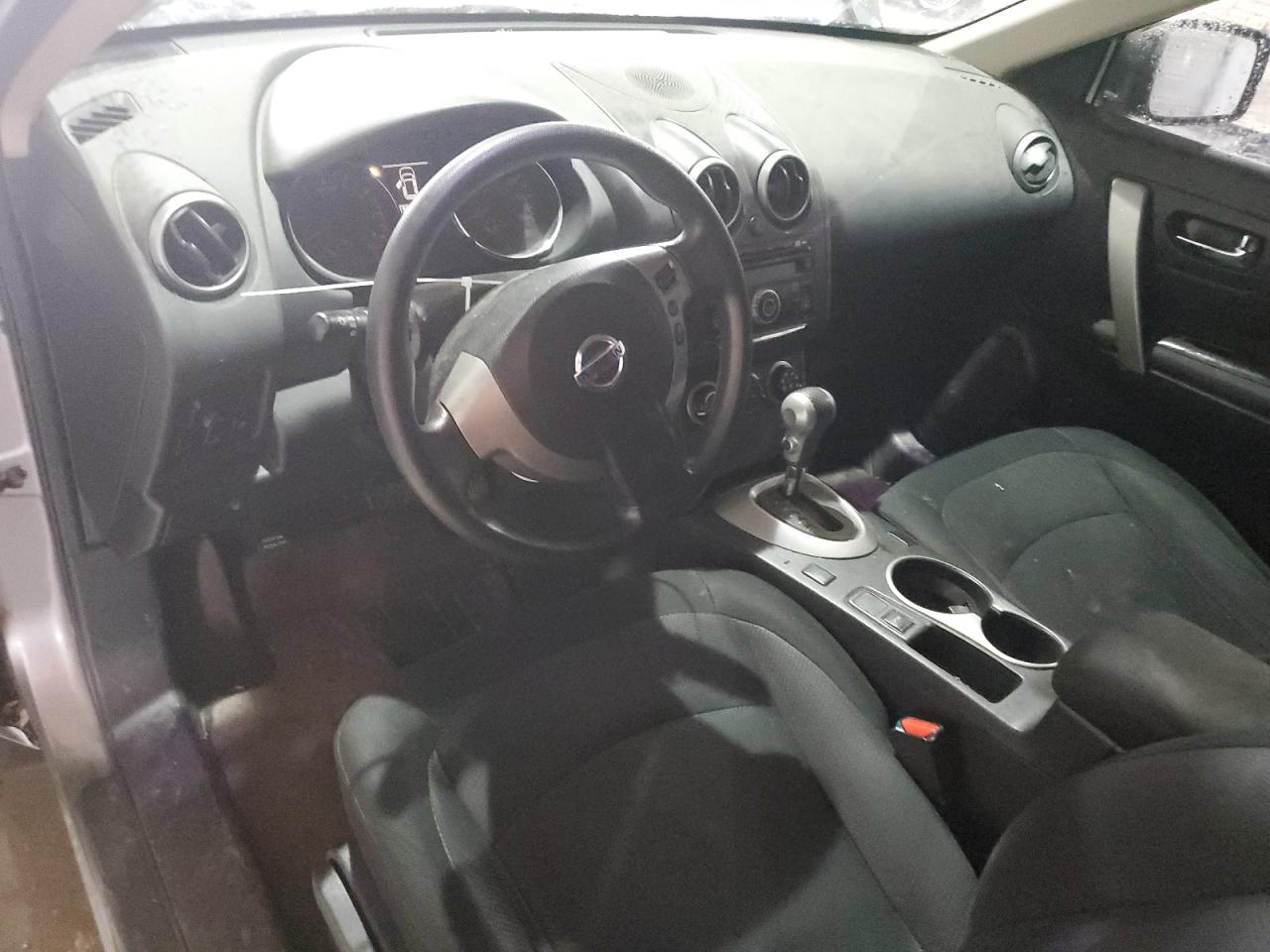 2013 Nissan Rogue - Image 8