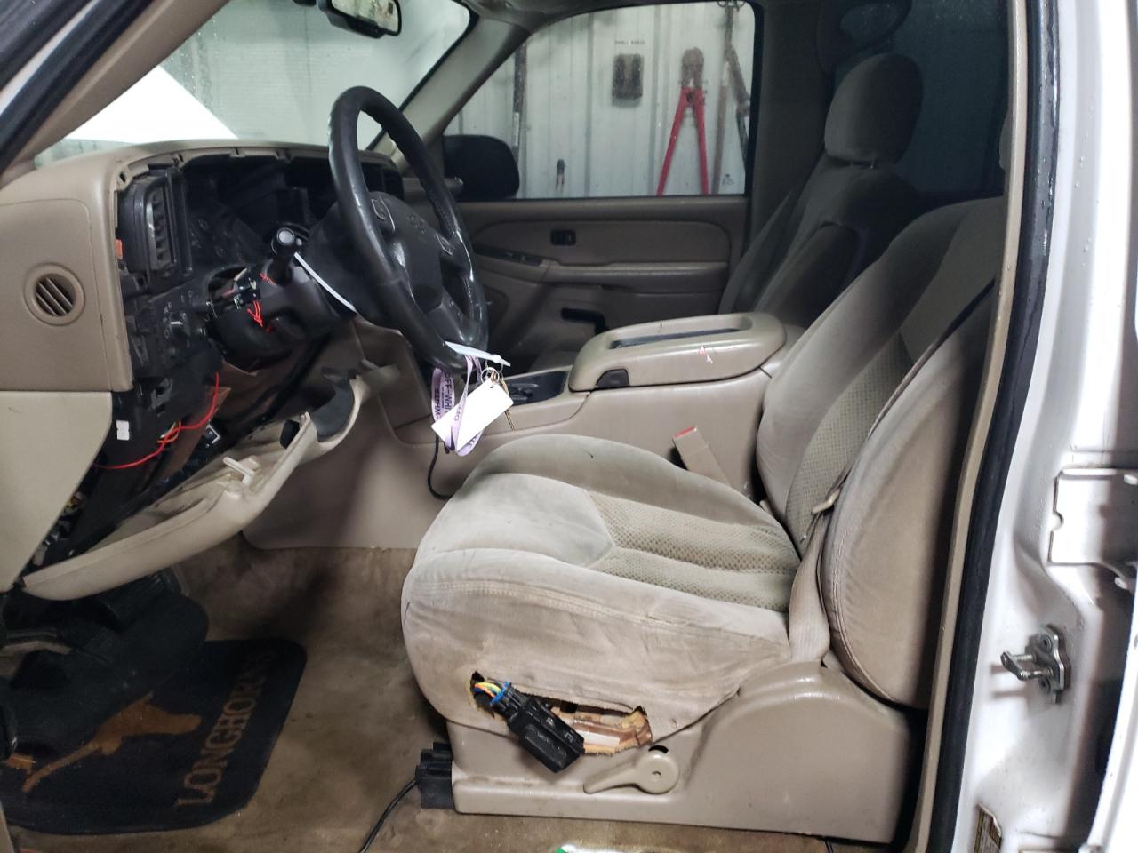 2004 Chevrolet Tahoe - Image 7