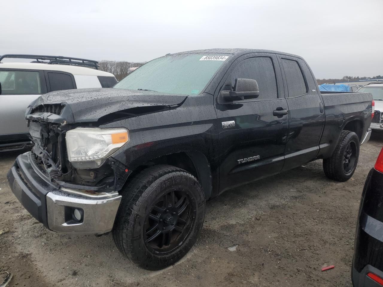 VIN 5TFUY5F18GX528586 2016 TOYOTA TUNDRA no.1