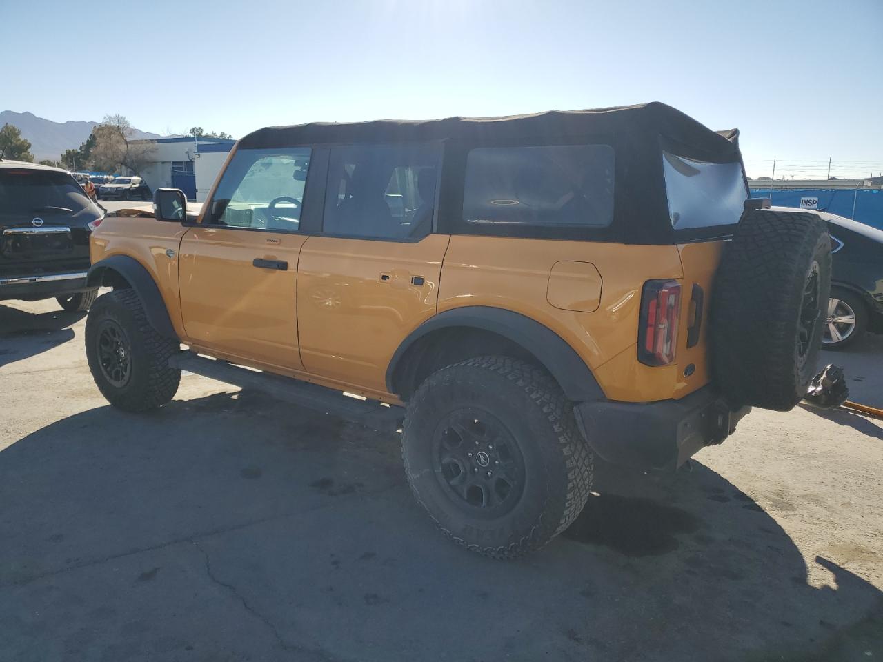 2022 Ford Bronco - Image 2