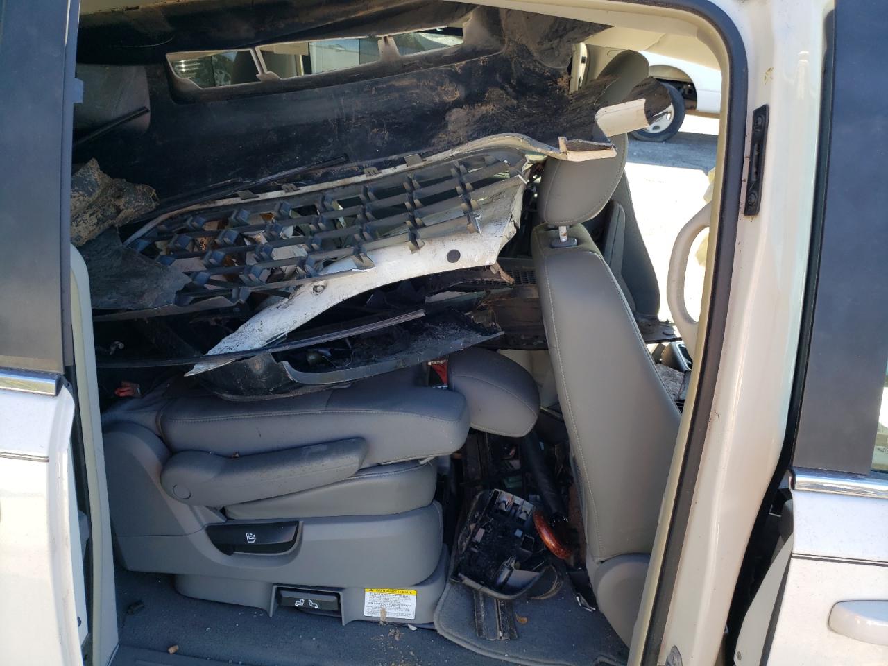 2010 Chrysler Town & Country Touring VIN: 2A4RR5D17AR128993 Lot: 82617544