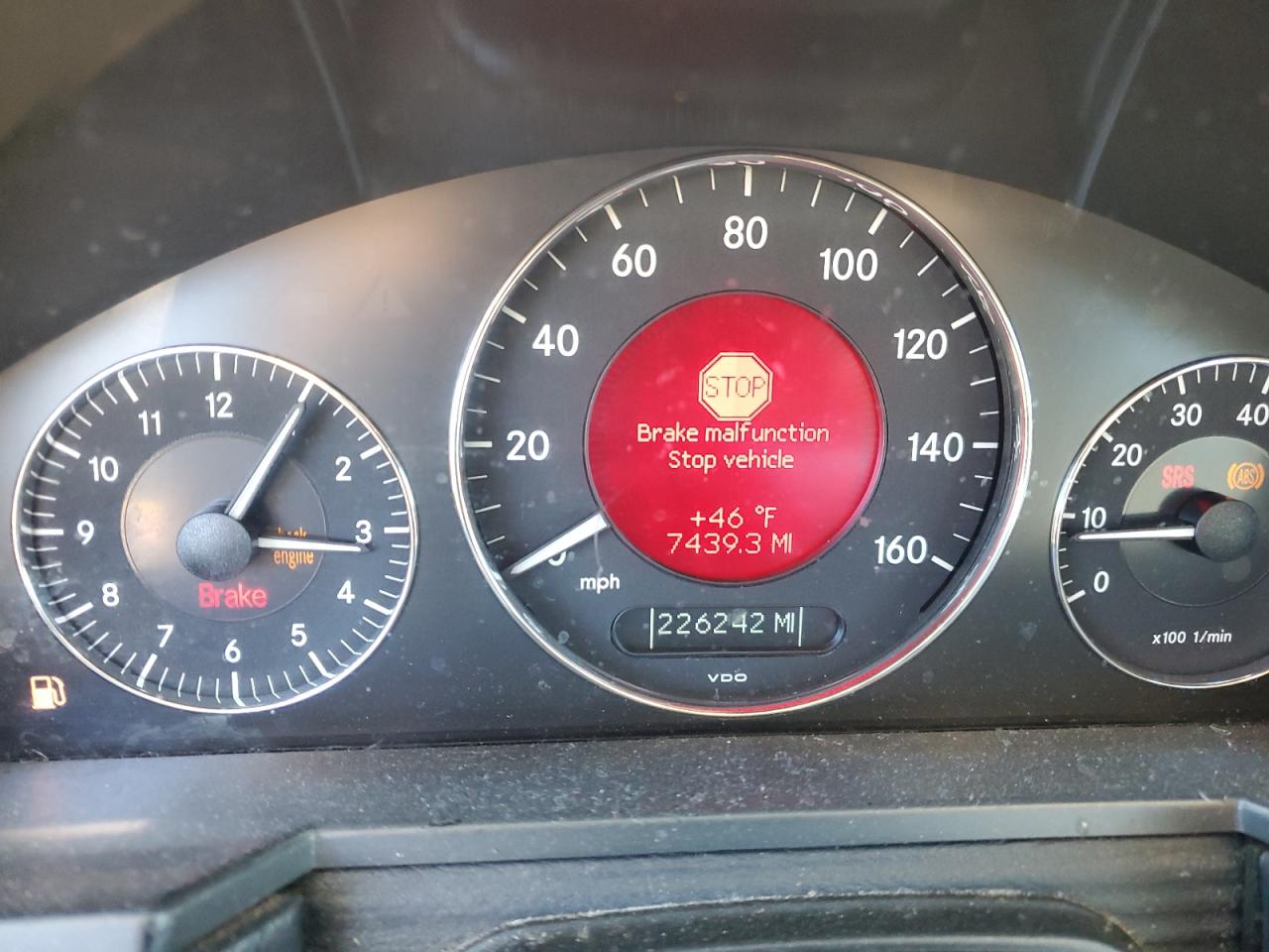 2004 Mercedes-Benz E 320 VIN: WDBUF65J44A498044 Lot: 85655494