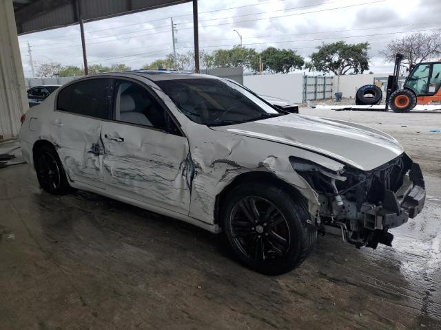  INFINITI G37 2013 White