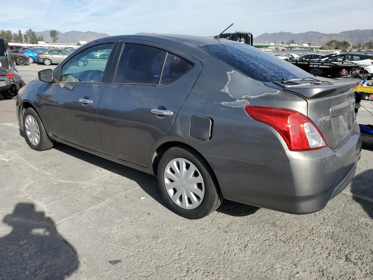 VIN 3N1CN7APXFL878178 2015 NISSAN VERSA no.2