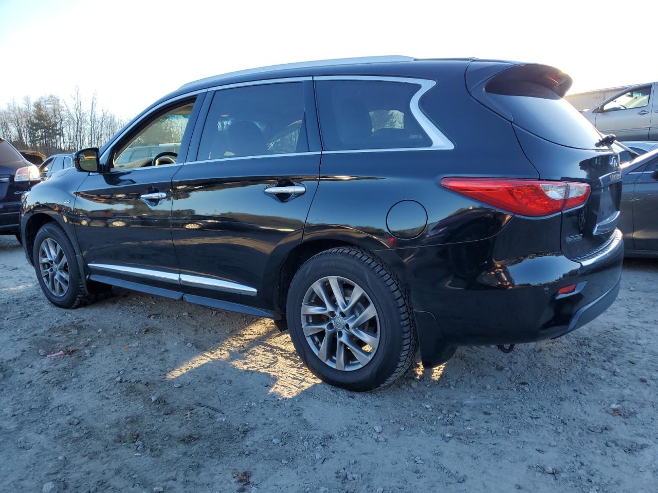 2015 Infiniti QX60 - Image 2