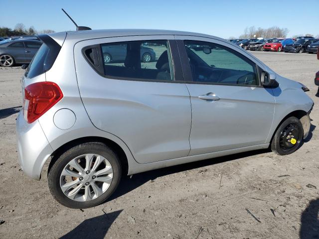 Hatchbacks CHEVROLET SPARK 2017 Srebrny