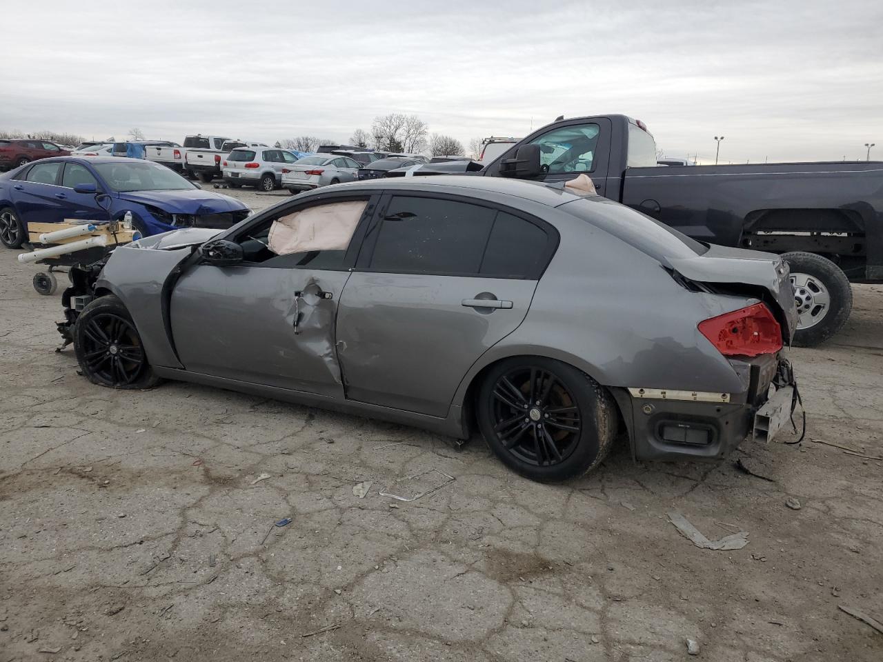 2012 Infiniti G - Image 2