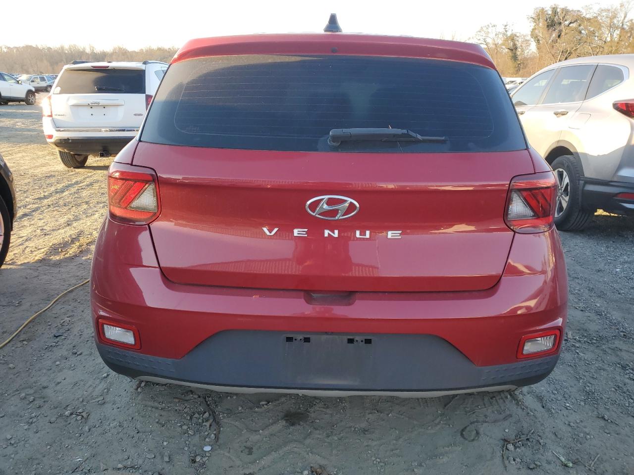 2021 Hyundai Venue Se VIN: KMHRB8A37MU114998 Lot: 83757674