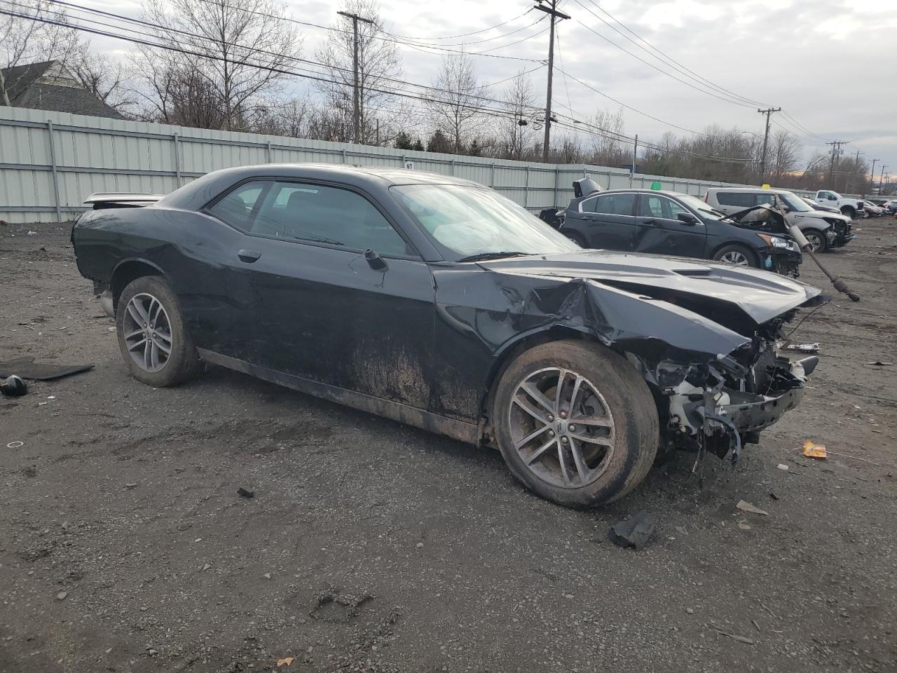 2019 Dodge Challenger - Image 4