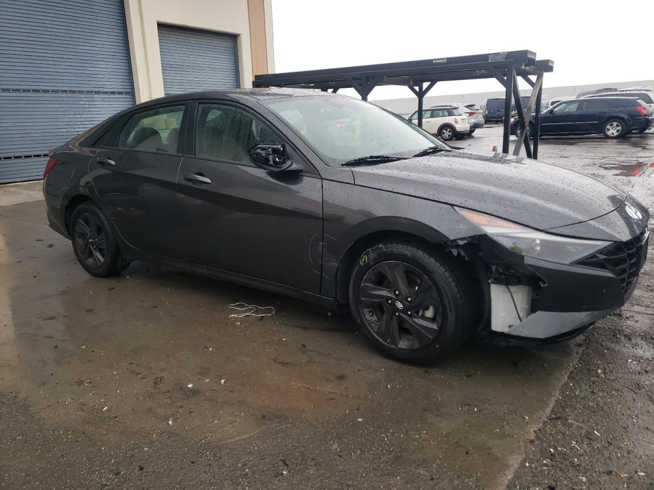 2021 Hyundai Elantra - Image 4