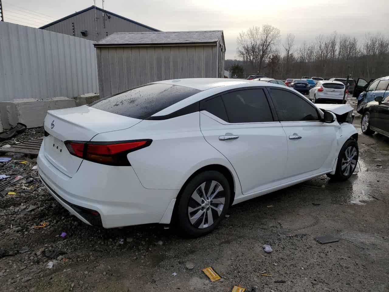 2020 Nissan Altima - Image 3