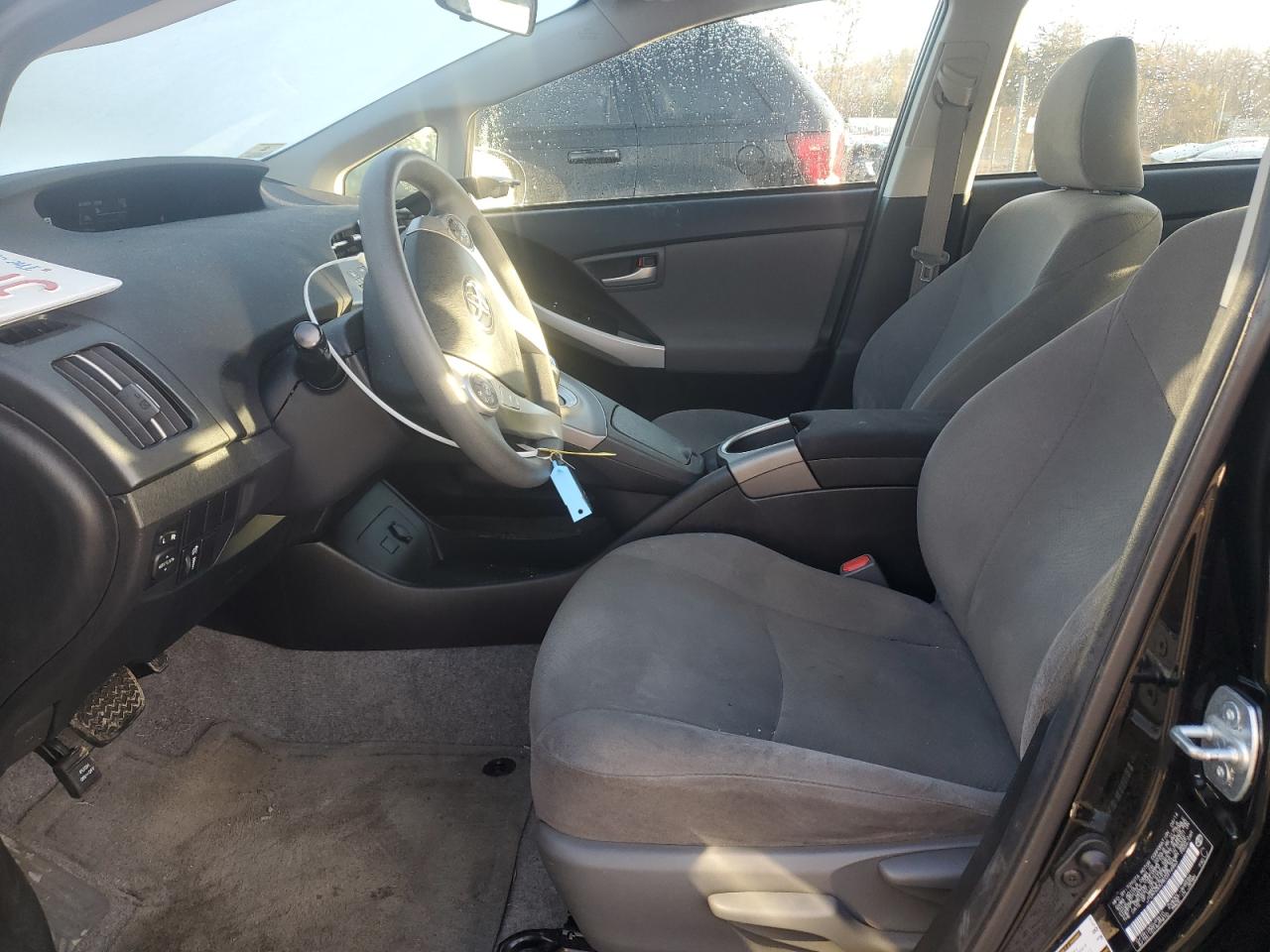 2014 Toyota Prius - Image 7