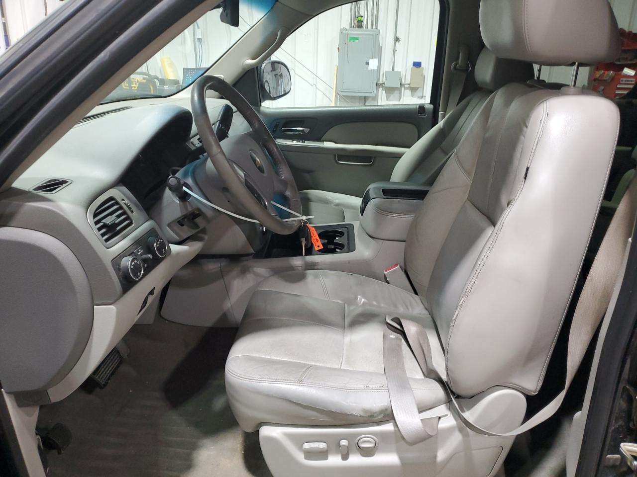 2011 Chevrolet Tahoe - Image 7