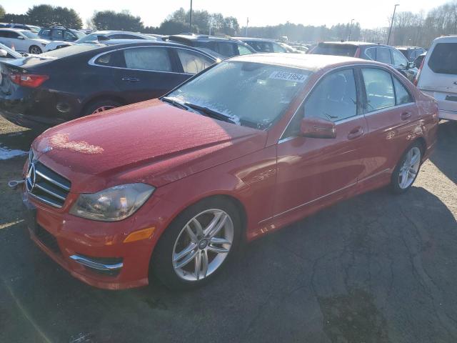  MERCEDES-BENZ C-CLASS 2014 Czerwony