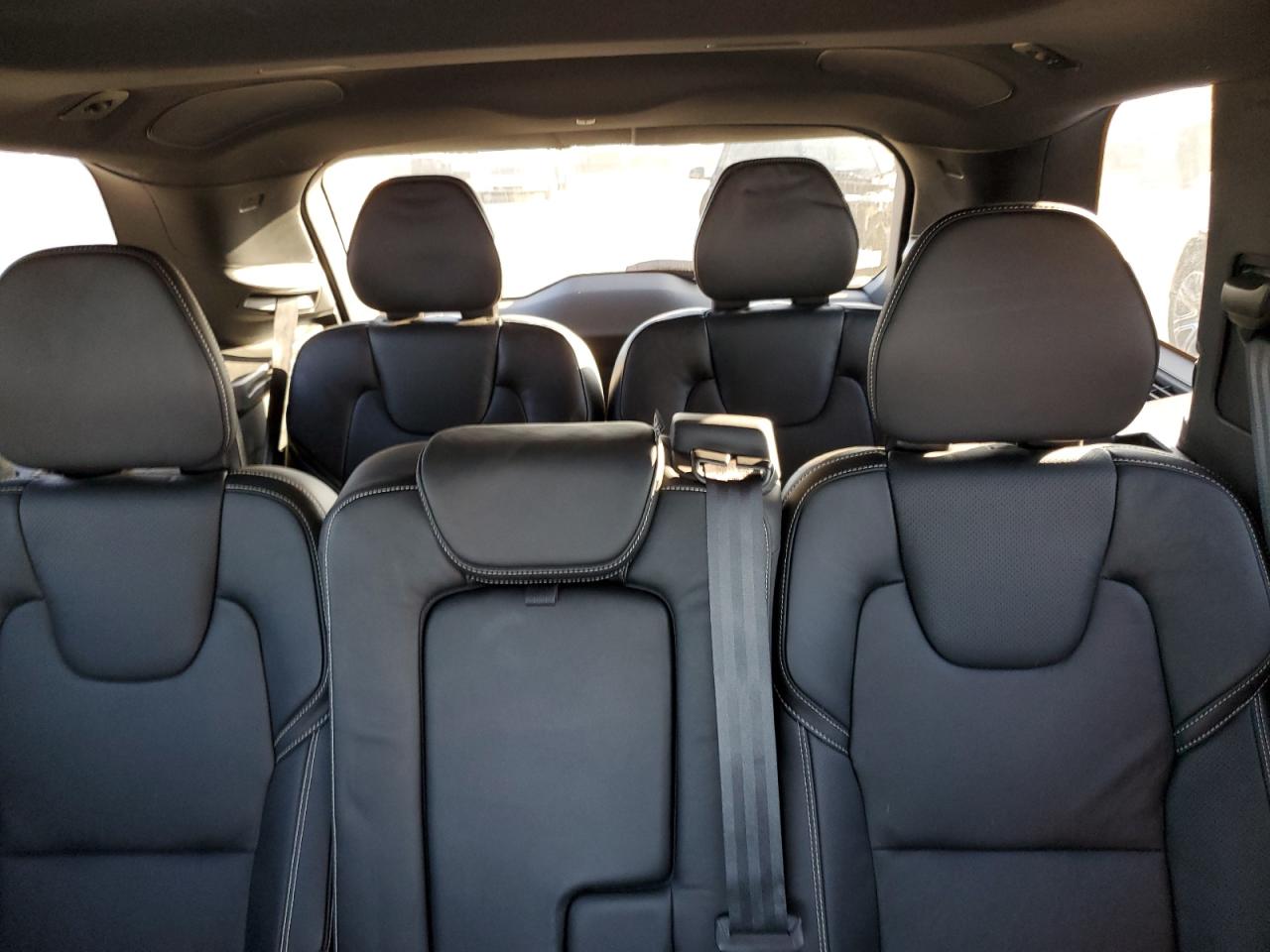 2021 Volvo XC90 - Image 10