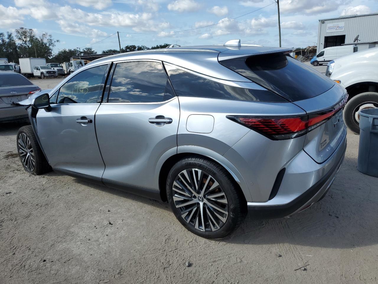 2024 Lexus RX - Image 2