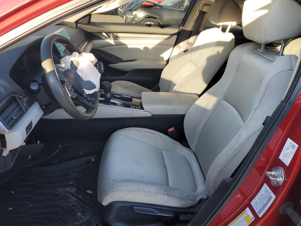 1HGCV1F18JA048833 HONDA ACCORD 2018