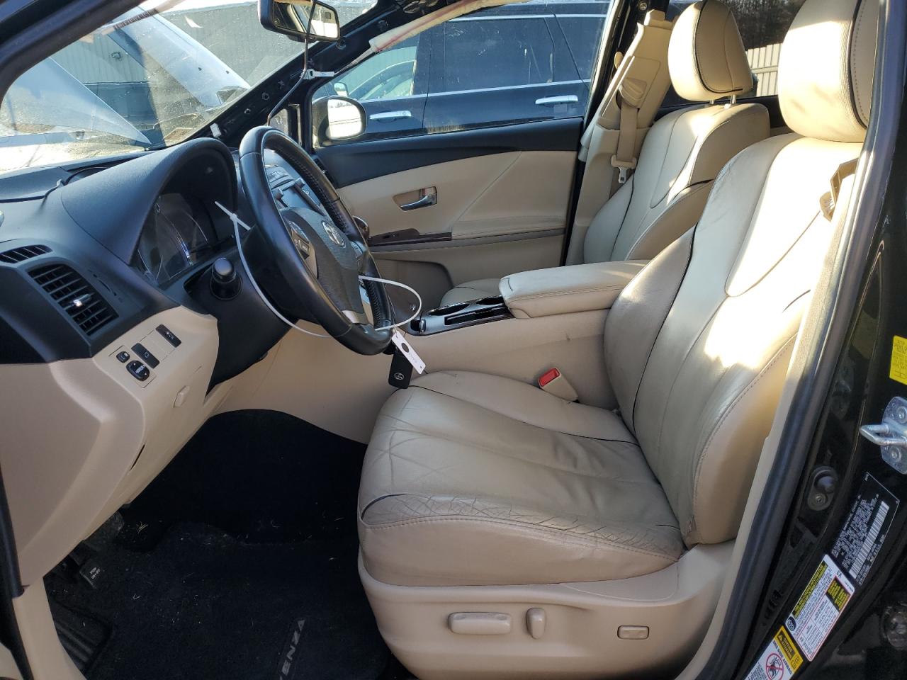 2010 Toyota Venza - Image 7
