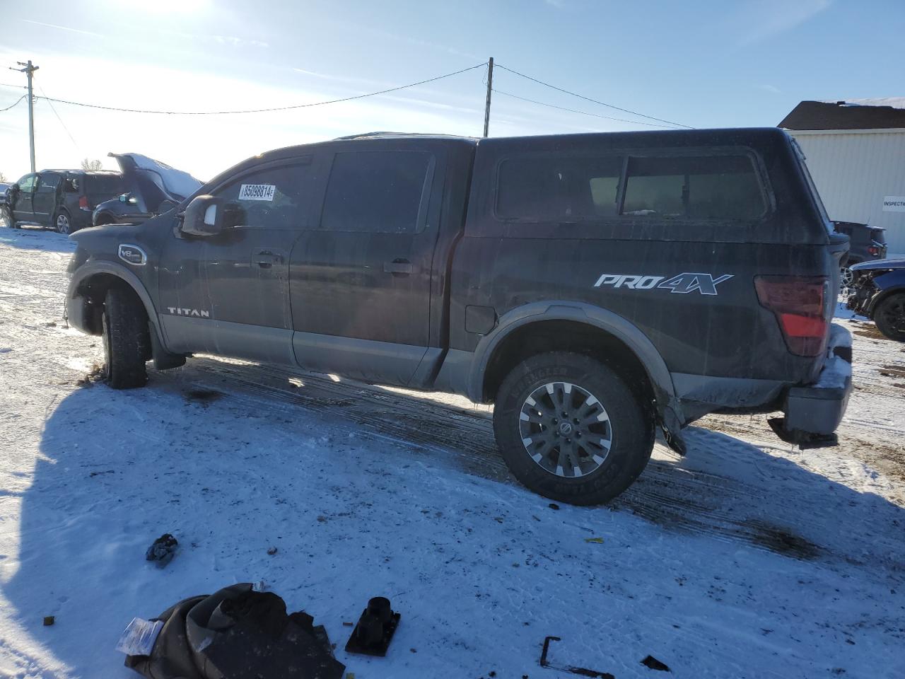 VIN 1N6AA1E50HN567266 2017 NISSAN TITAN no.2