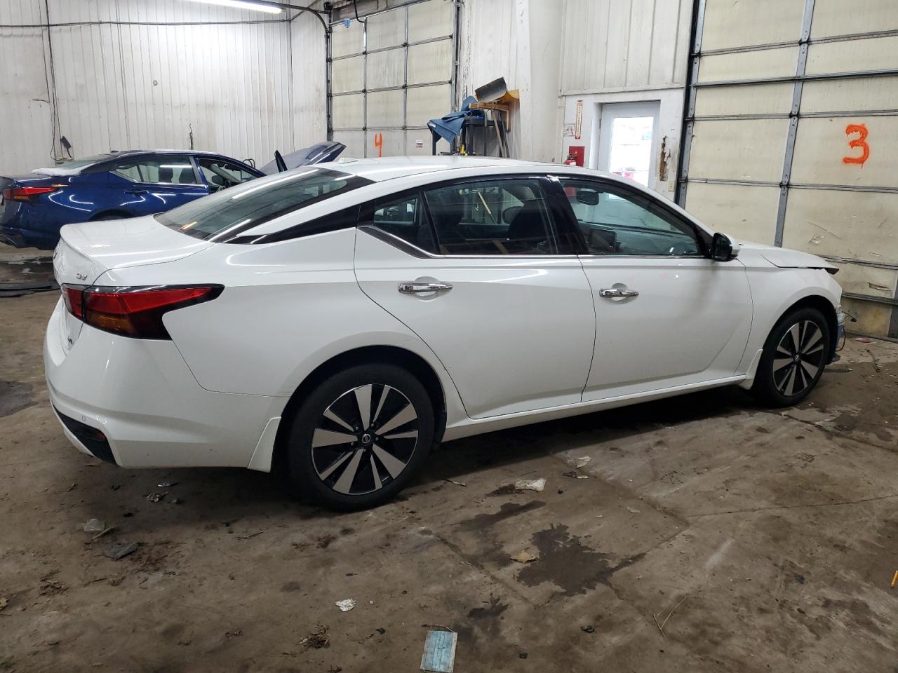 VIN 1N4BL4DW9KN304686 2019 NISSAN ALTIMA no.3