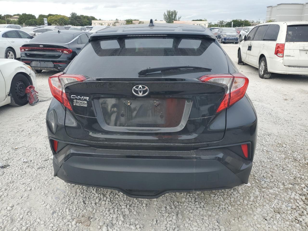 VIN NMTKHMBX9KR094753 2019 TOYOTA C-HR no.6