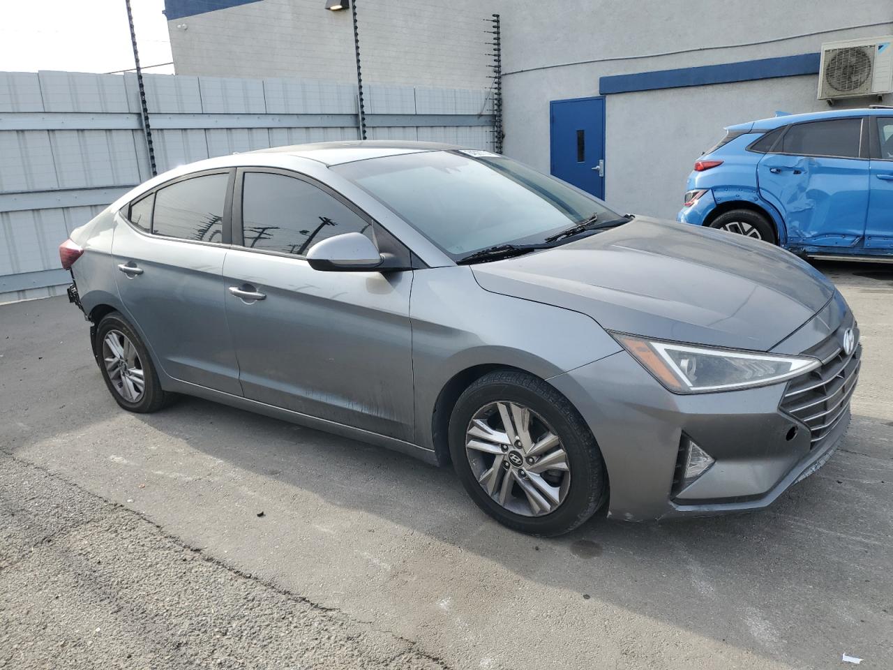 VIN KMHD84LF8KU741411 2019 HYUNDAI ELANTRA no.4