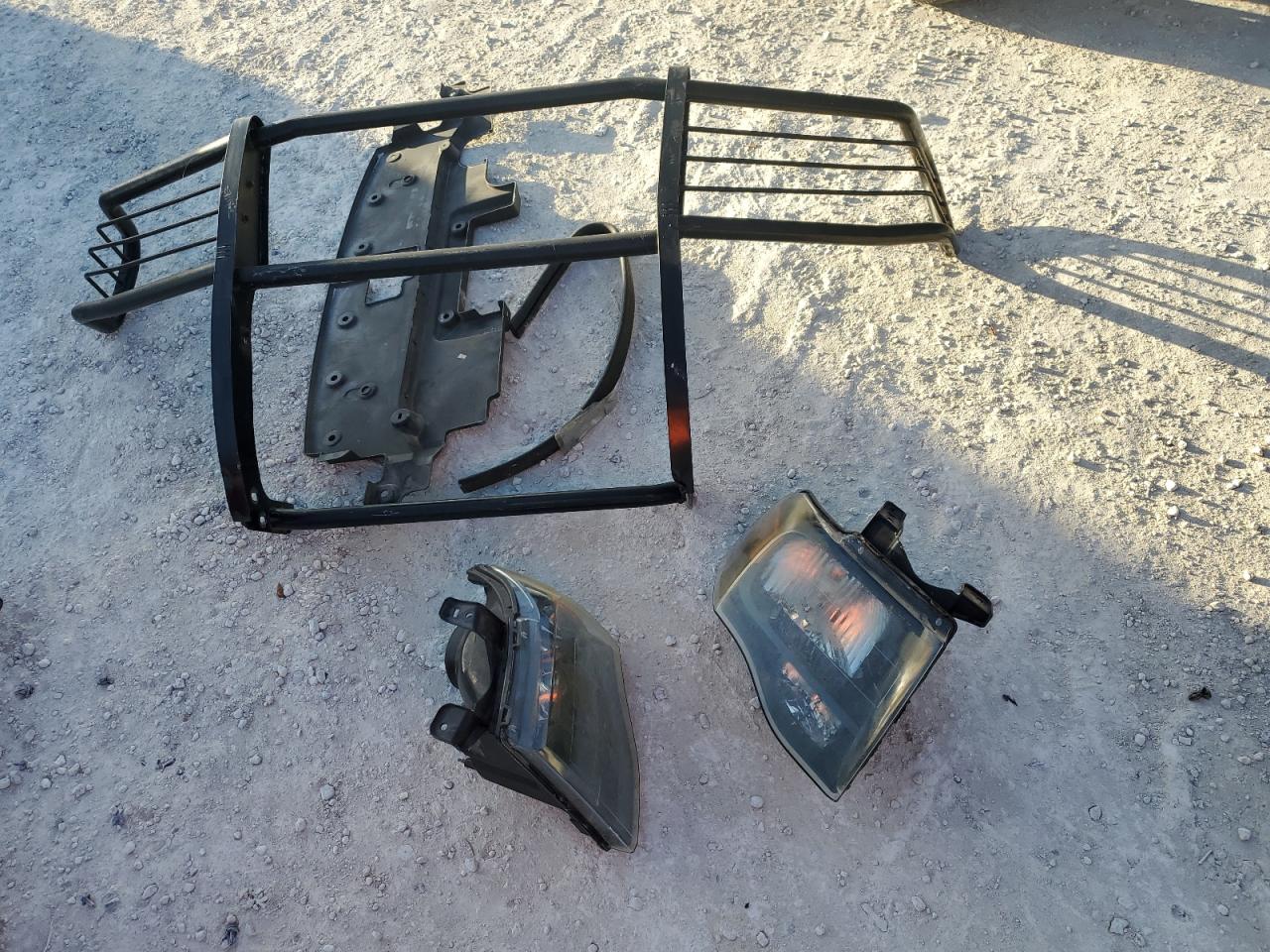 2012 Ford Expedition Limited VIN: 1FMJU2A57CEF13523 Lot: 83742864