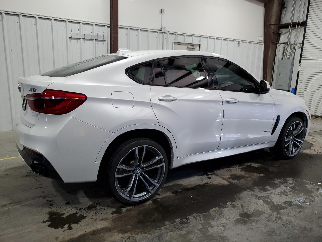 2017 BMW X6 - Image 3