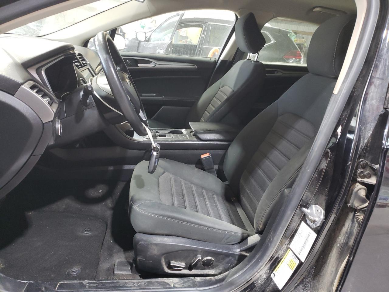 2020 Ford Fusion - Image 7