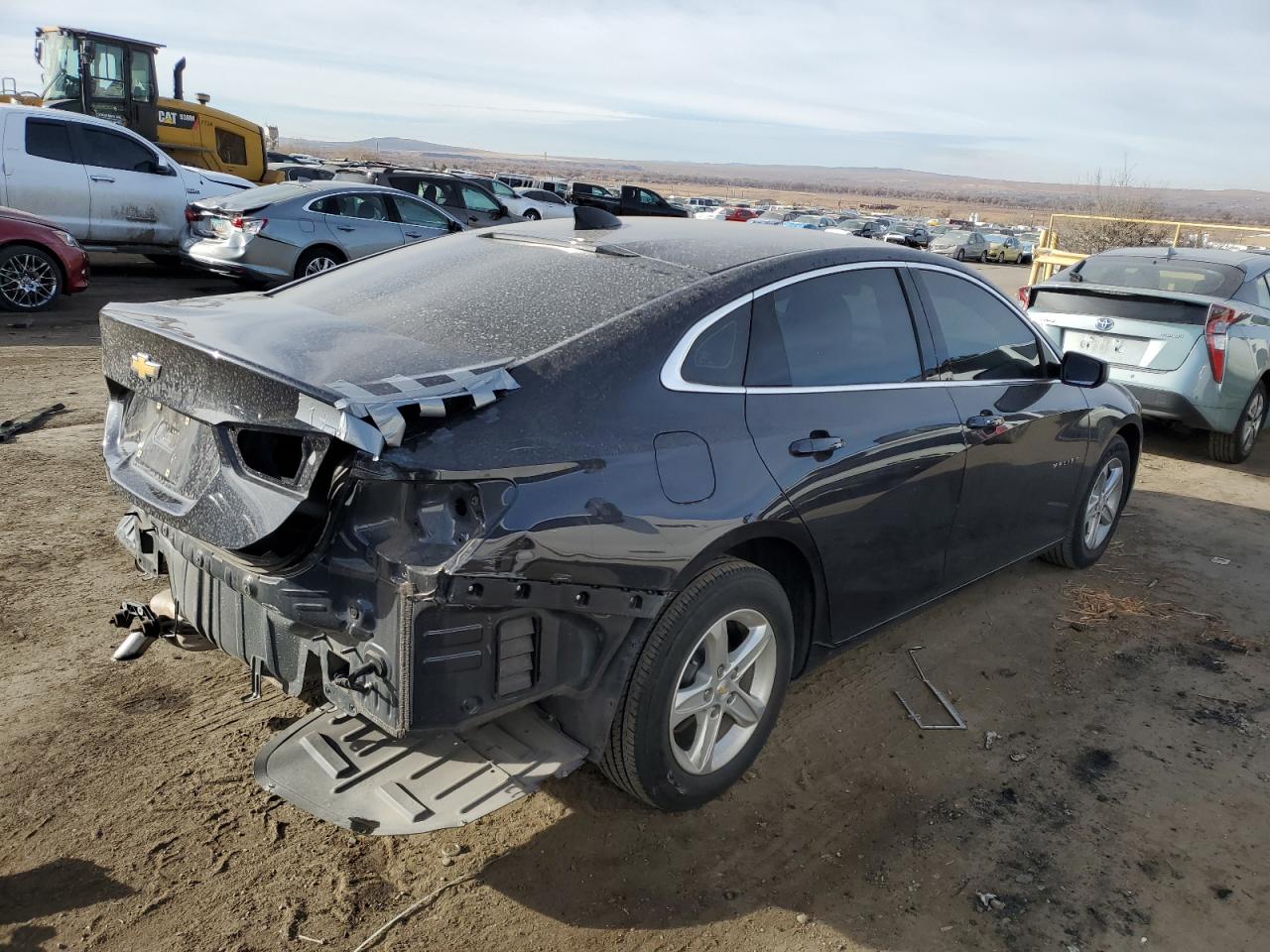 2022 Chevrolet Malibu - Image 3