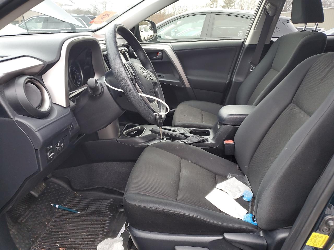 2018 Toyota RAV 4 - Image 7