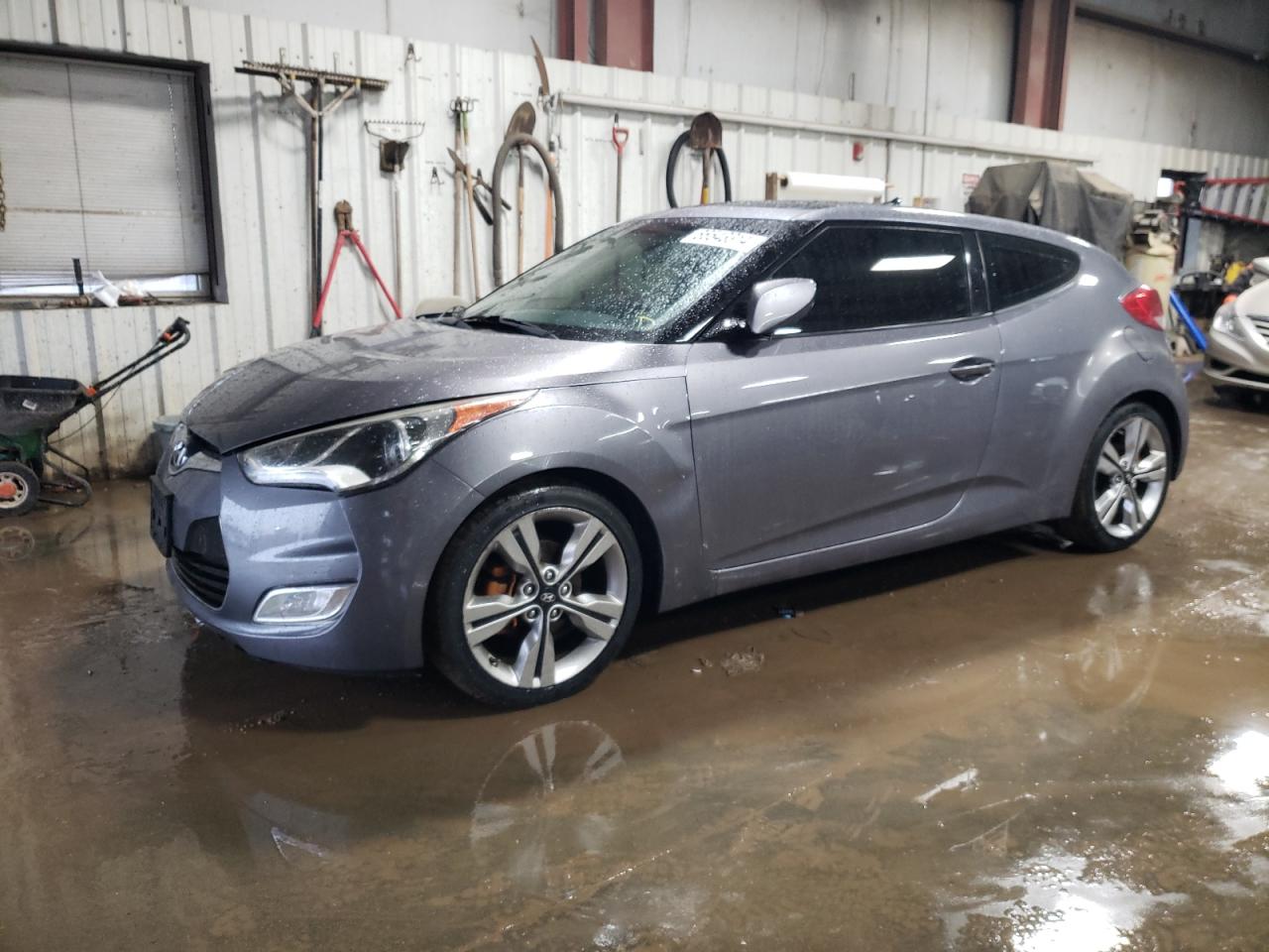 2016 Hyundai Veloster - Image 1