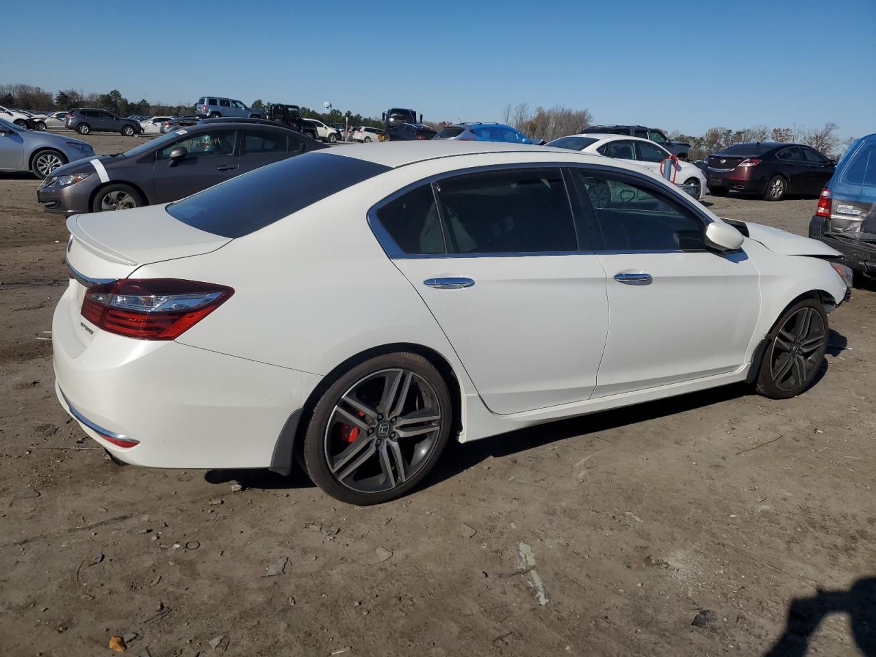 2016 Honda Accord - Image 3