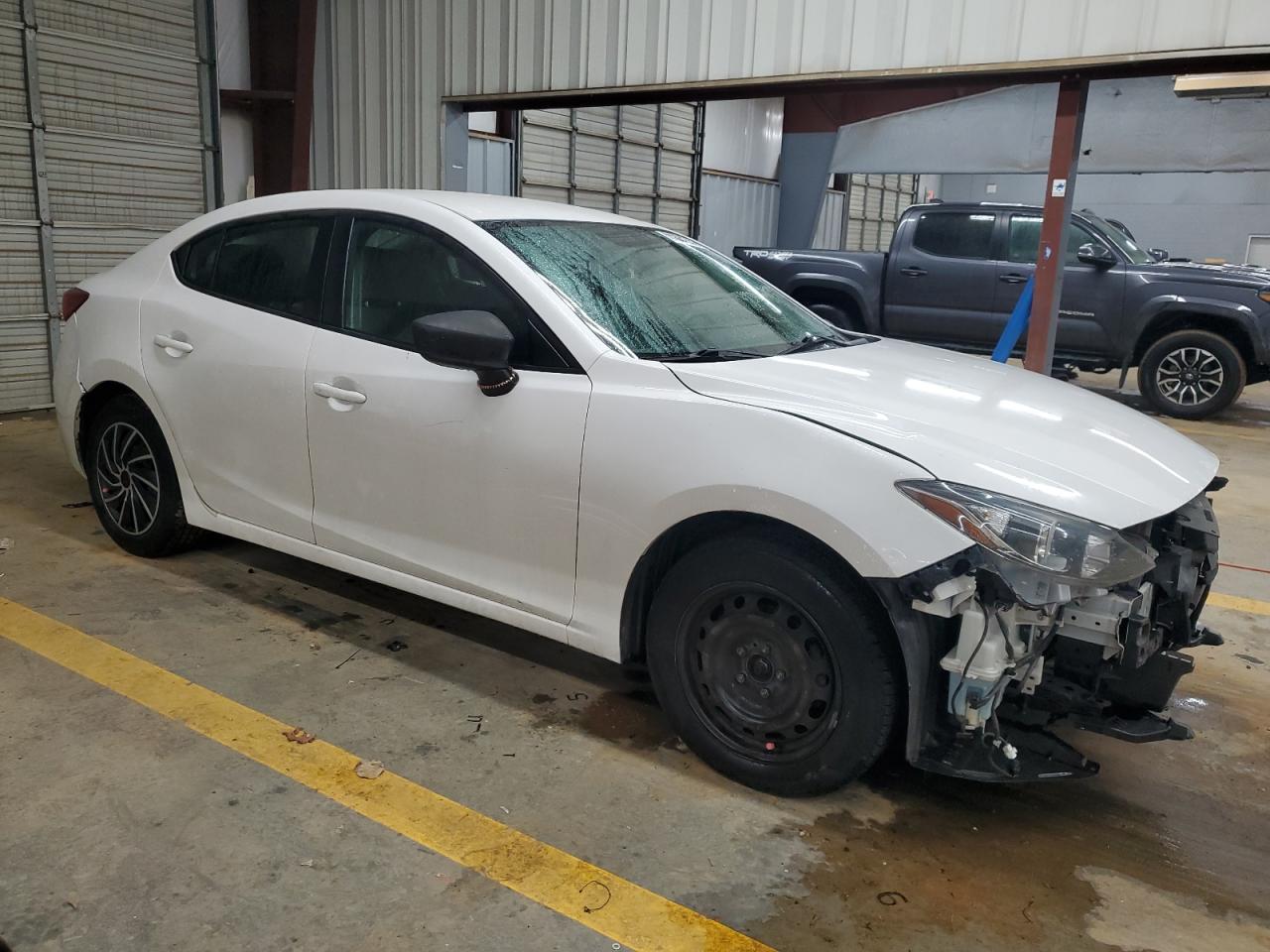 2015 Mazda 3 - Image 4
