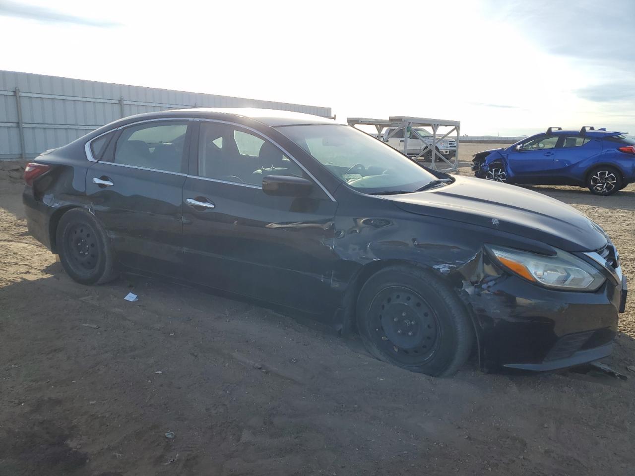 2018 Nissan Altima - Image 4