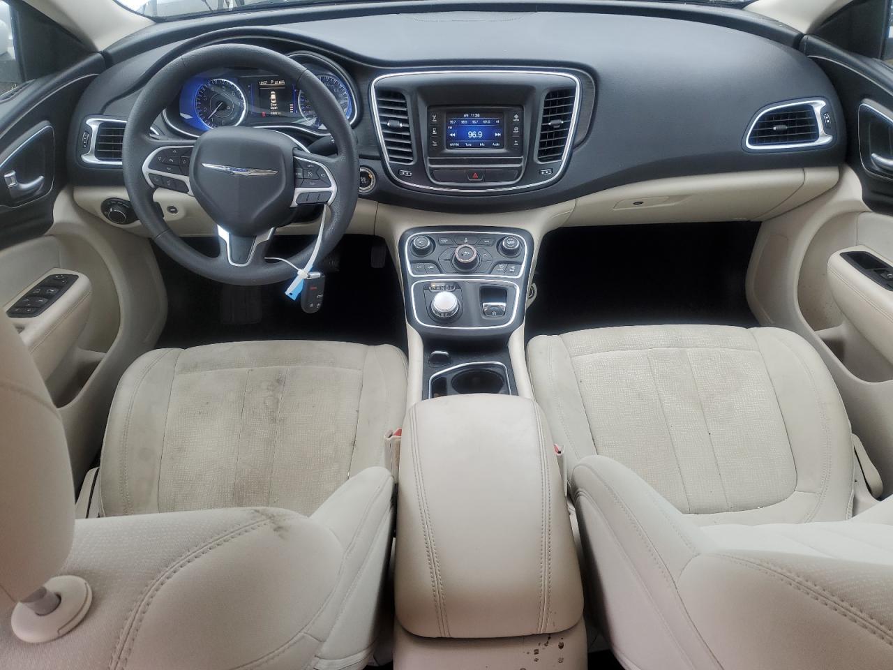 2015 Chrysler 200 - Image 8