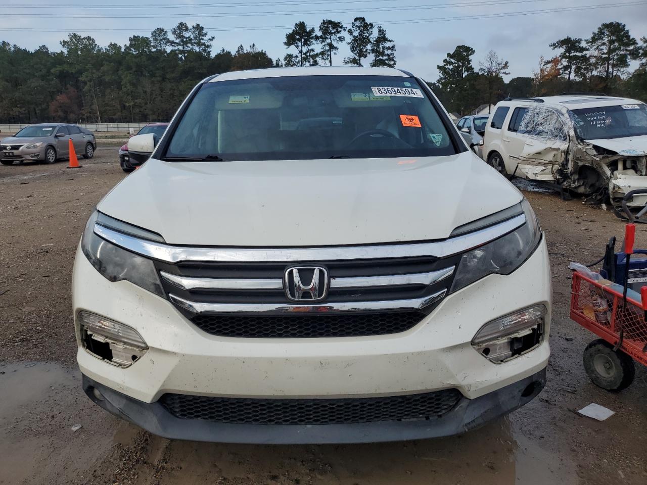 2017 Honda Pilot - Image 5