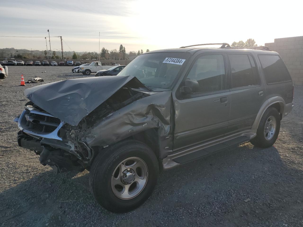 2000 Ford Explorer Eddie Bauer