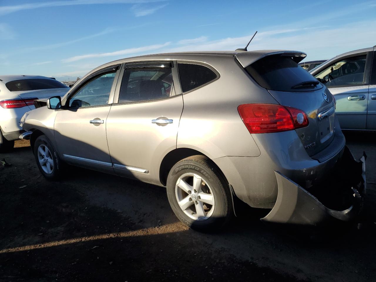 2012 Nissan Rogue - Image 2
