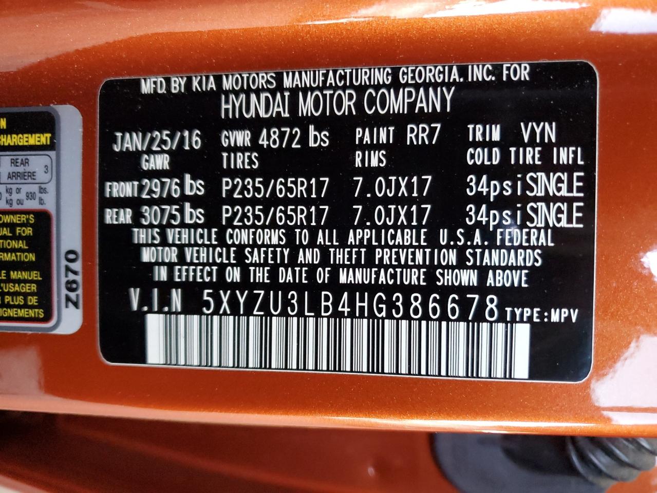 2017 Hyundai Santa Fe - Image 13