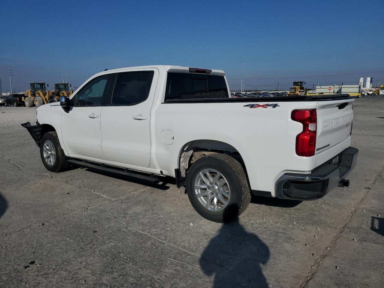 2020 Chevrolet Silverado - Image 2