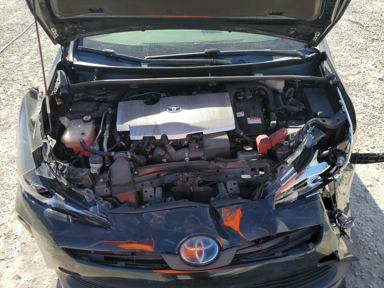 2019 Toyota Prius - Image 11