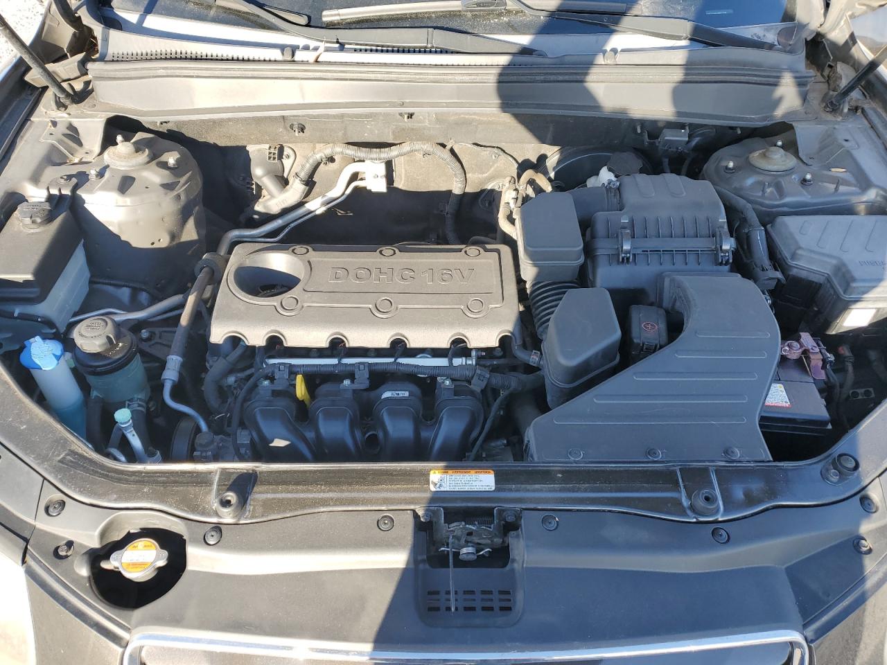 2011 Hyundai Santa Fe - Image 12