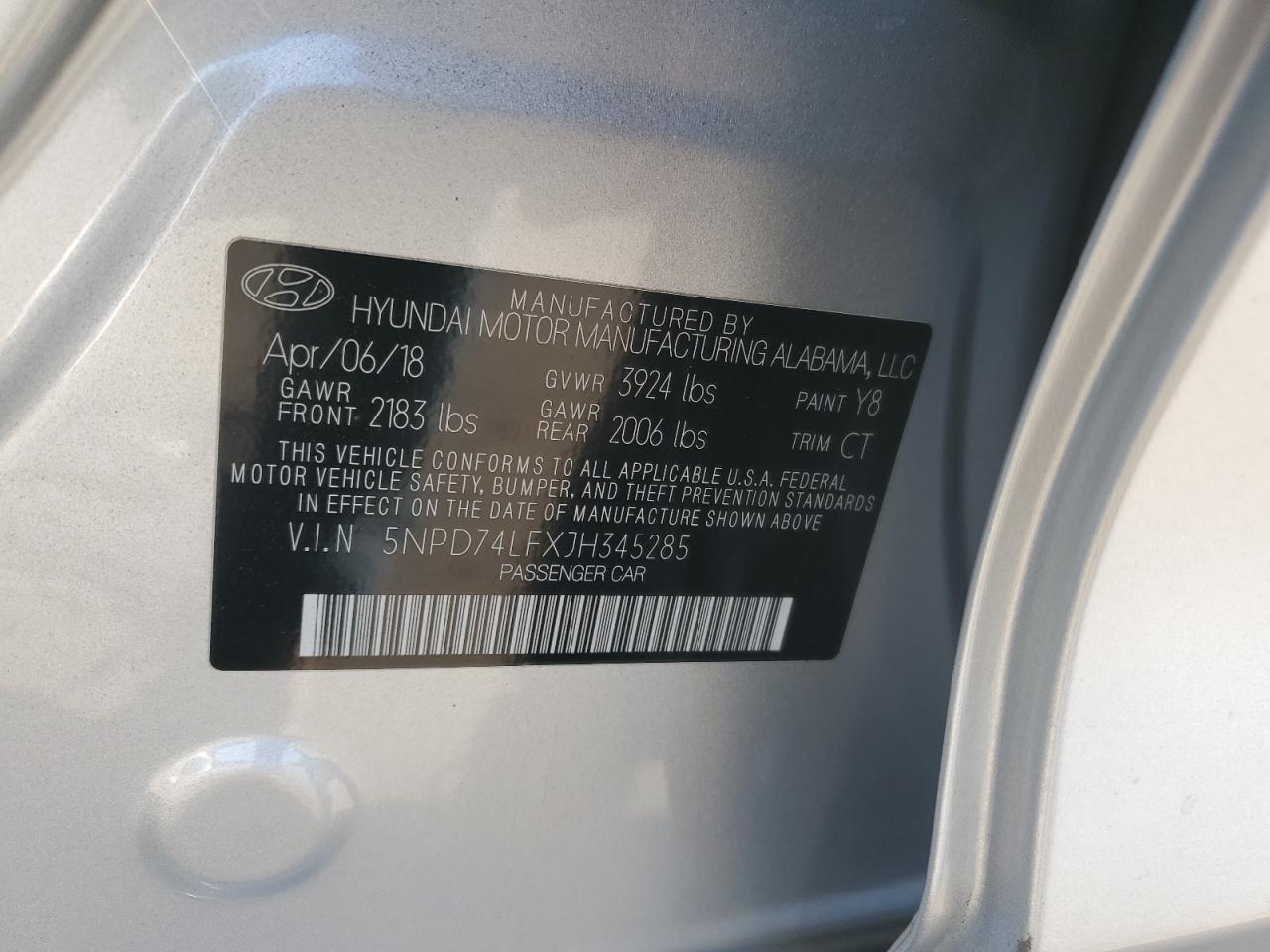 2018 Hyundai Elantra - Image 12