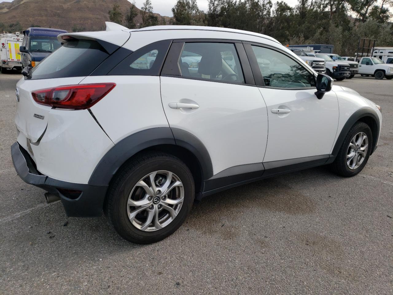 VIN JM1DKBC71G0123543 2016 MAZDA CX-3 no.3